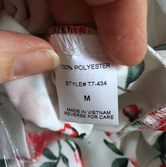 Triple Seven Floral Tie Front Button Down Sleeveless Top Size Med… - Picture 7 of 9